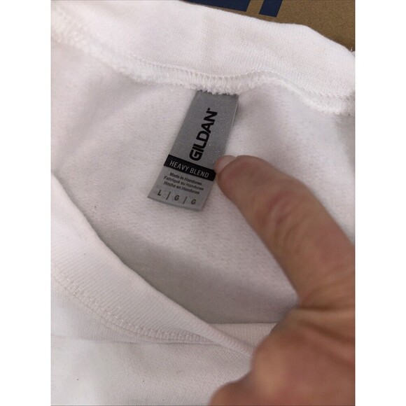 Gildan 18000 Heavy Blend Crewneck Sweatshirt Pullover Sizes Large White - Picture 3 of 7